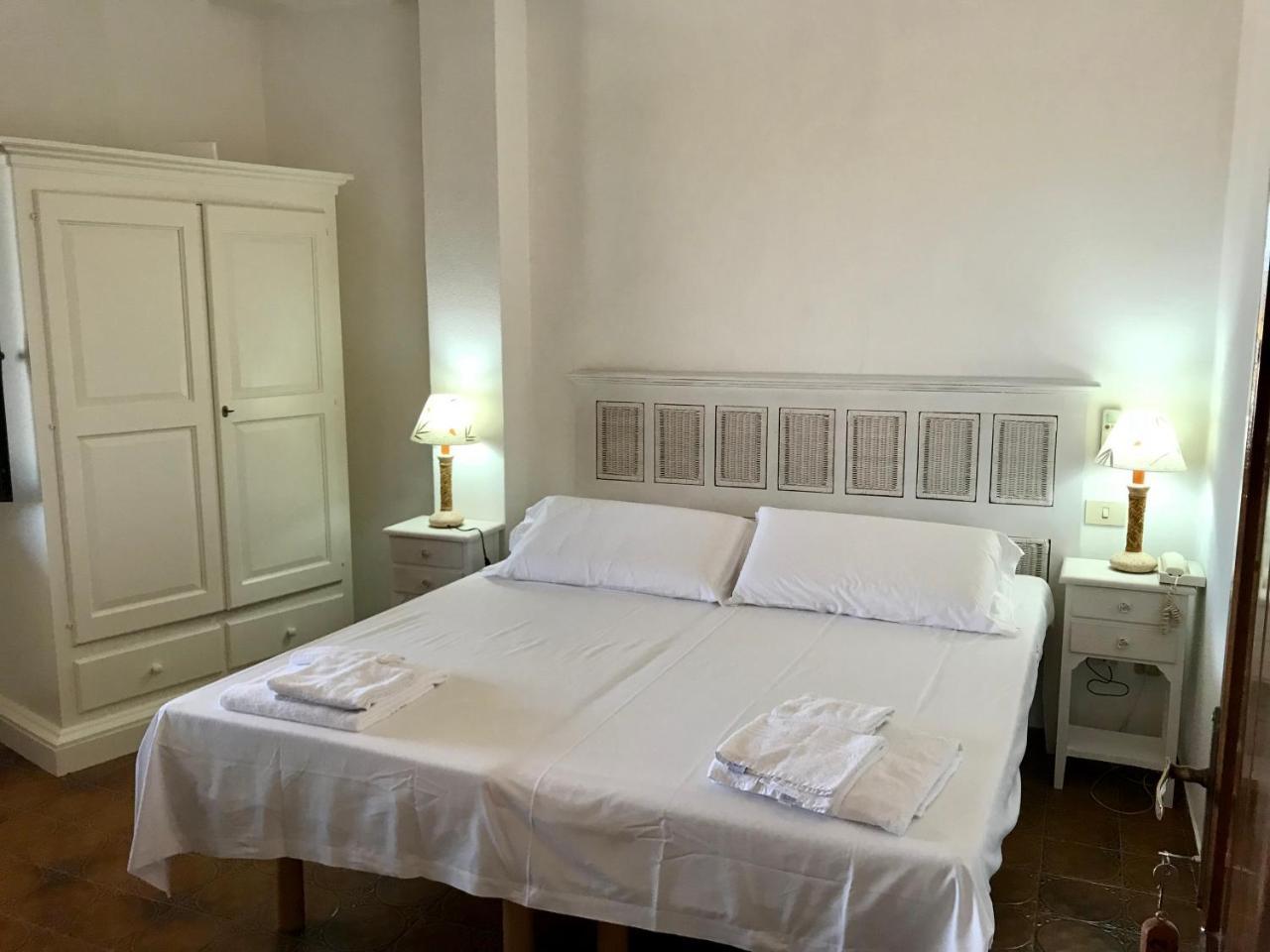 Hotel Su Meriagu كابيتانا المظهر الخارجي الصورة